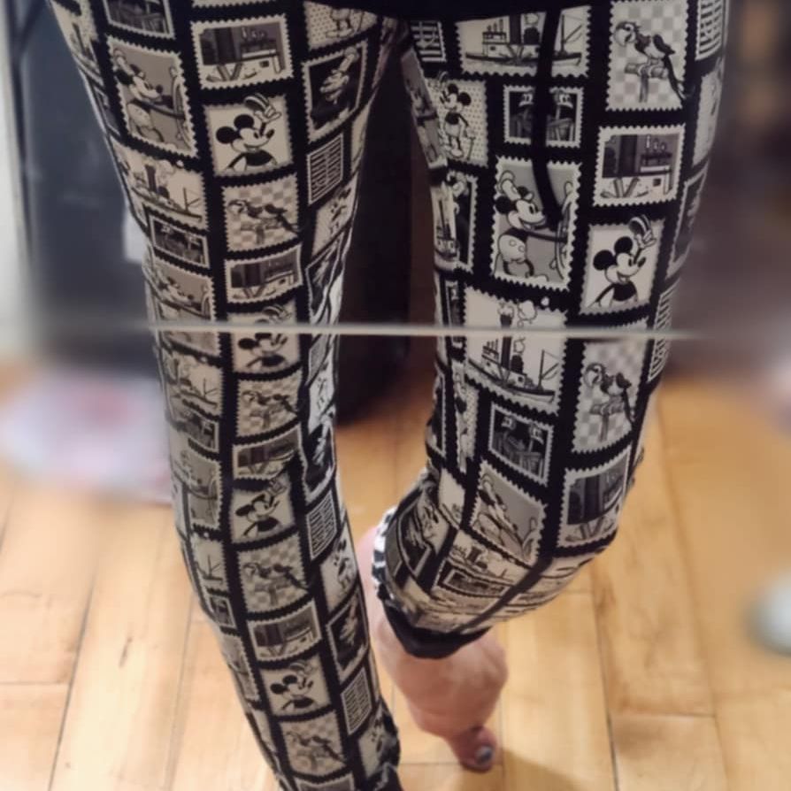 Stamping Steamboat Woman's Joggers