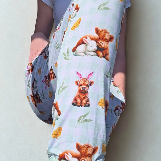 Somebunny Loves Moo Woman’s Joggers