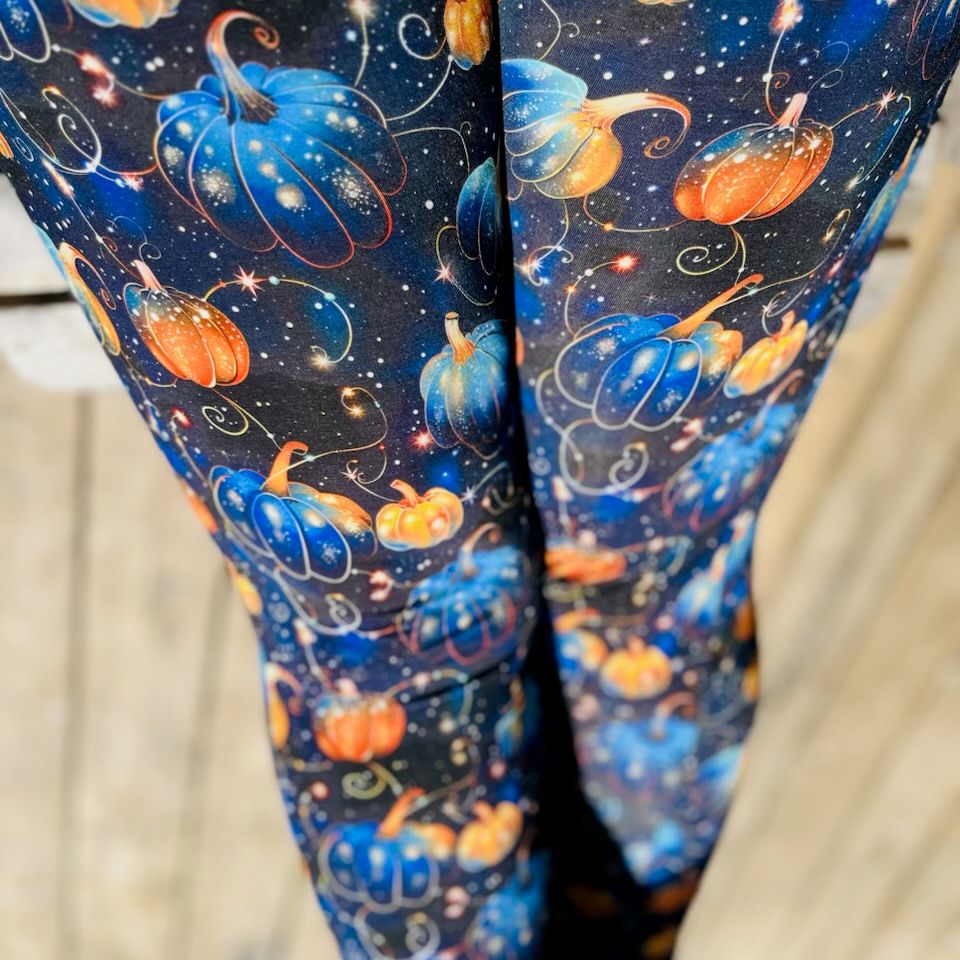 Twilight Pumpkins Woman’s Joggers